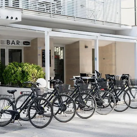 La Pineta Hotel 3*