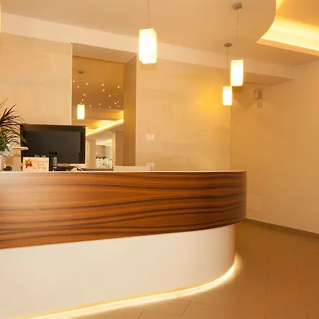 La Pineta Hotel 3*