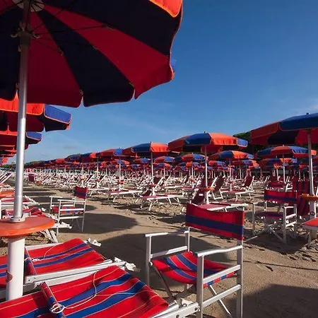 Hotel La Pineta 3*